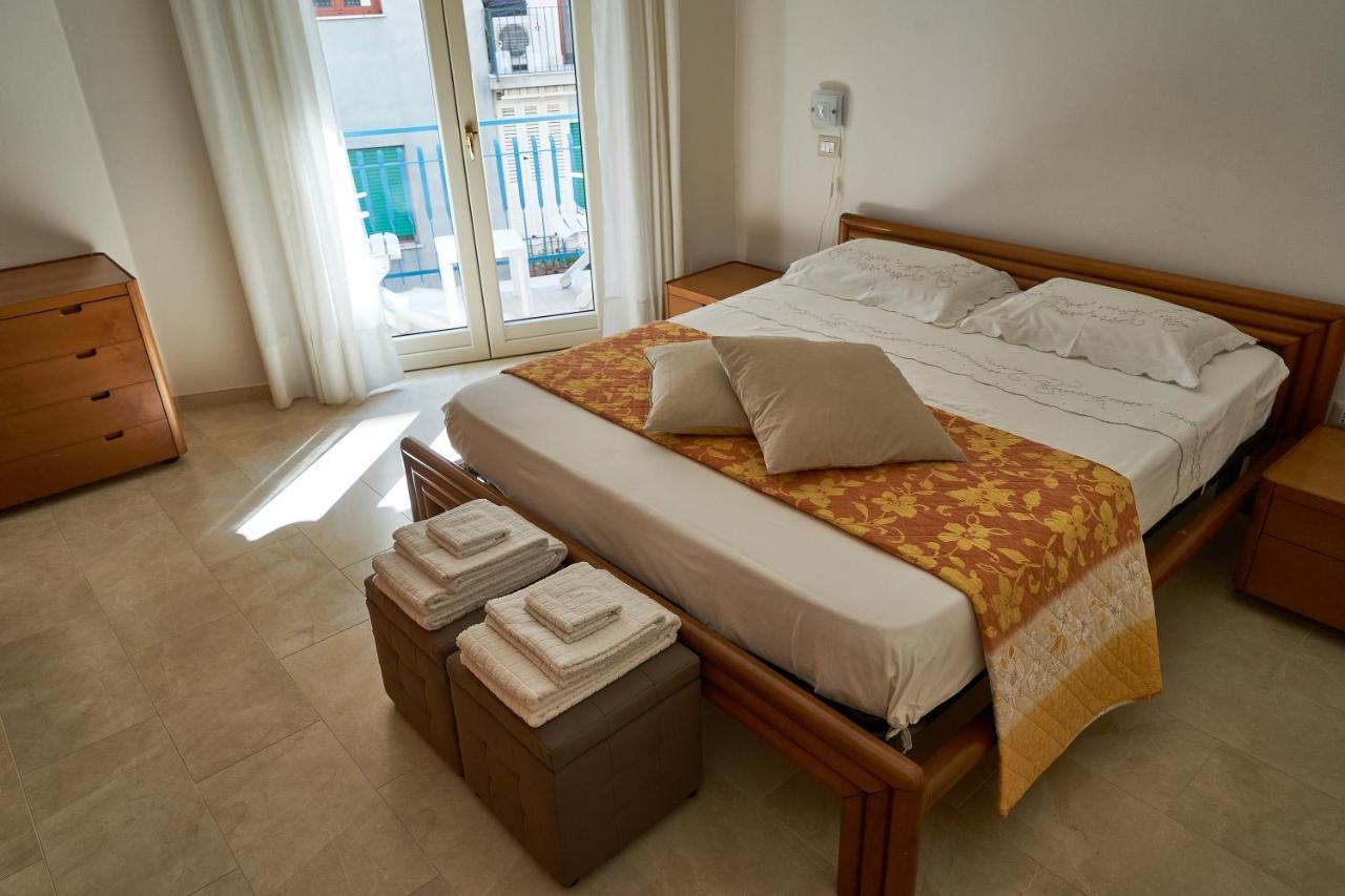 B&B L'Ammonite Сорренто Экстерьер фото